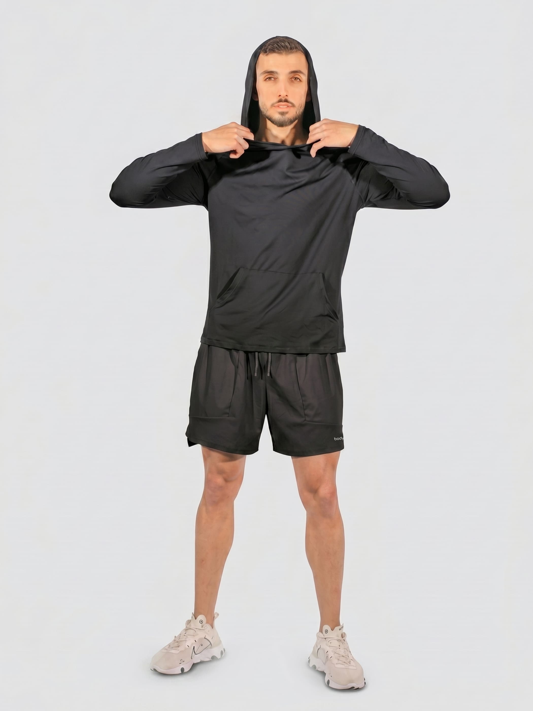 Asymmetric Run Shorts - שחור